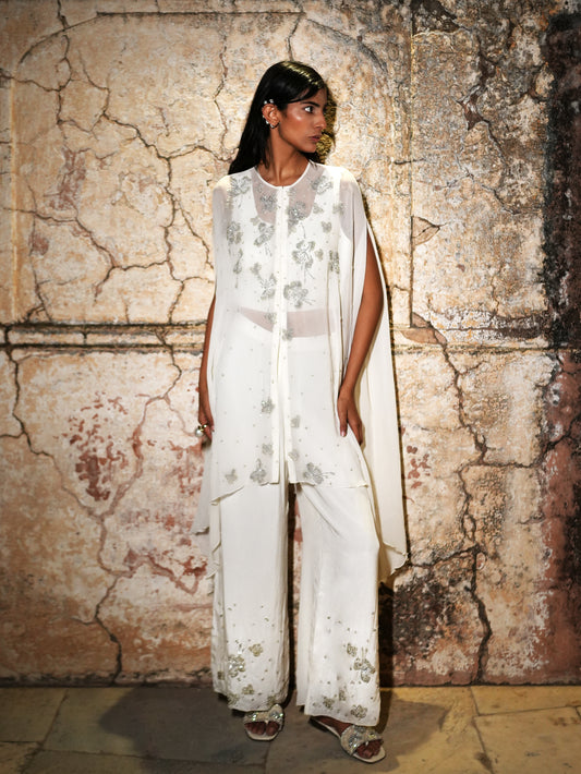 The Fleur Cape Set (Ivory)