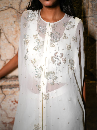 The Fleur Cape Set (Ivory)